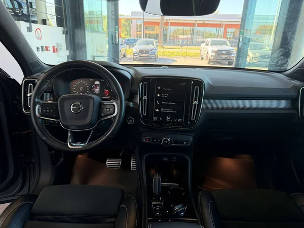 Volvo XC40 (2018) — foto 5 van 23