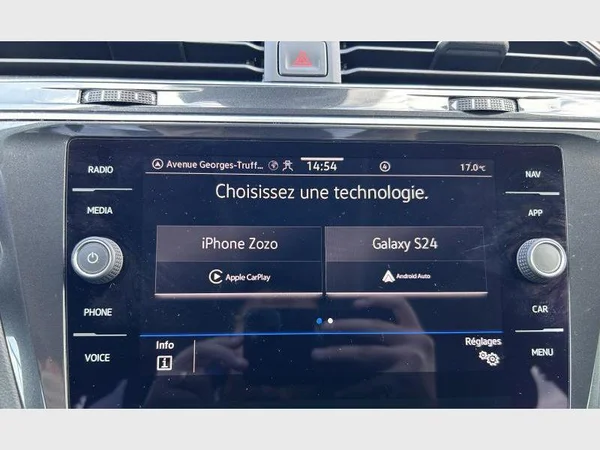 Volkswagen Tiguan (2022) — foto 14 van 30