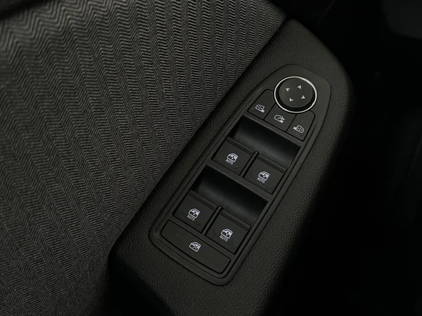 RENAULT Clio (2025) — foto 19 van 27
