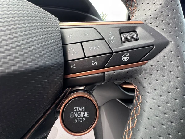 CUPRA Terramar e-Hybrid (PHEV) (2025) — foto 7 van 34