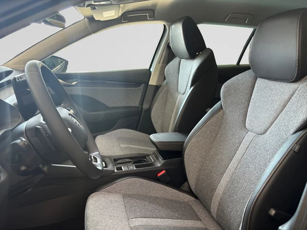 SKODA Octavia Combi (2025) — foto 15 van 24