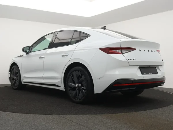 Škoda Enyaq Coupe (2022) — foto 25 van 29