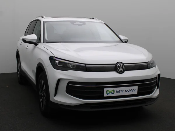 VOLKSWAGEN Tiguan eHybrid (PHEV) (2025) — foto 12 van 24