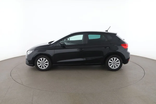 Seat Ibiza (2021) — foto 9 van 16