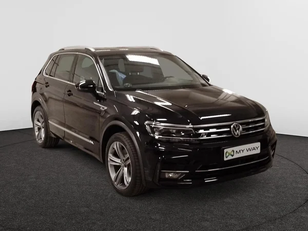 VOLKSWAGEN Tiguan (2020) — foto 21 van 23