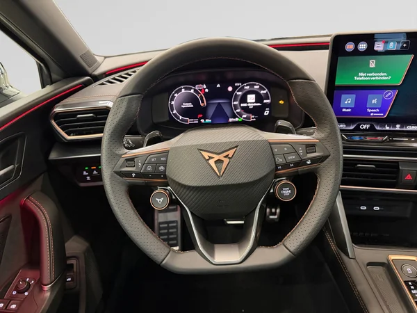 CUPRA Leon ST e-Hybrid (PHEV) (2026) — foto 9 van 24