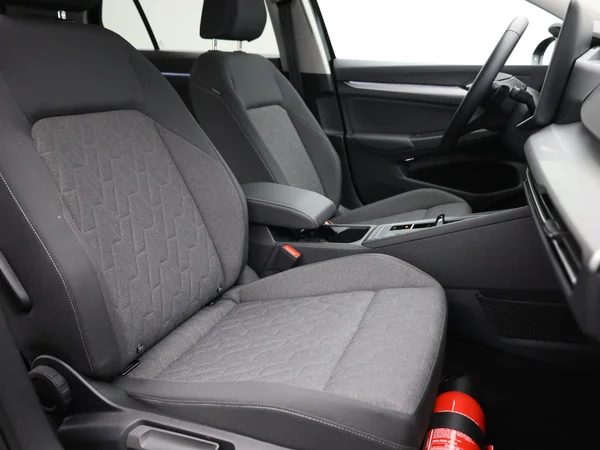 VOLKSWAGEN Golf VIII (2025) — foto 17 van 20