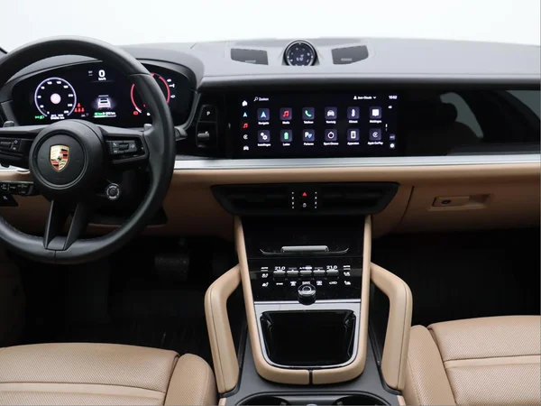 PORSCHE Cayenne Coupé E-Hybrid (PHEV) (2024) — foto 14 van 19