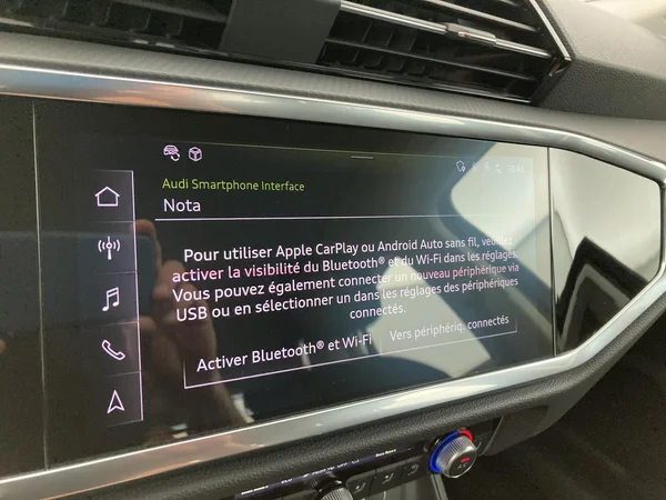 AUDI Q3 PHEV (2022) — foto 3 van 36