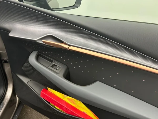 CUPRA Tavascan (2026) — foto 9 van 24