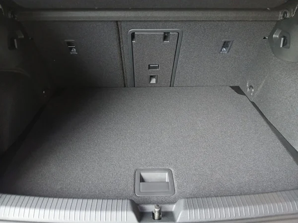 VOLKSWAGEN Golf VIII (2025) — foto 5 van 14
