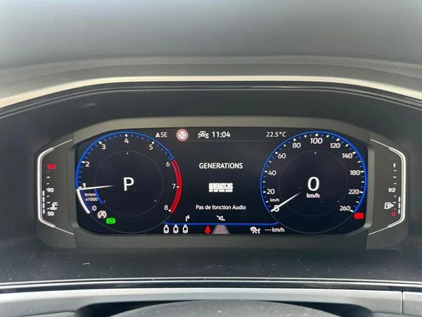 VOLKSWAGEN T-Roc (2022) — foto 3 van 24