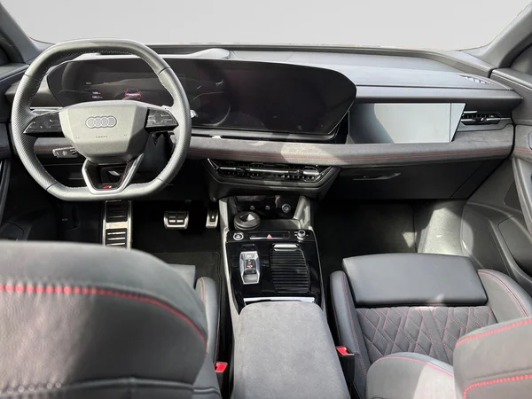 AUDI Q6 e-tron (2026) — foto 20 van 24