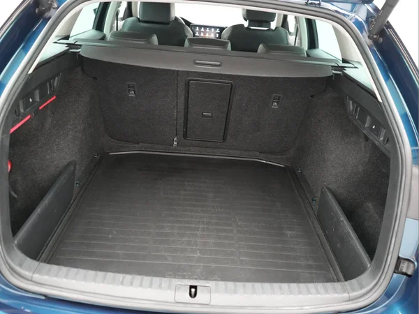 SKODA Octavia SW (2022) — foto 6 van 28