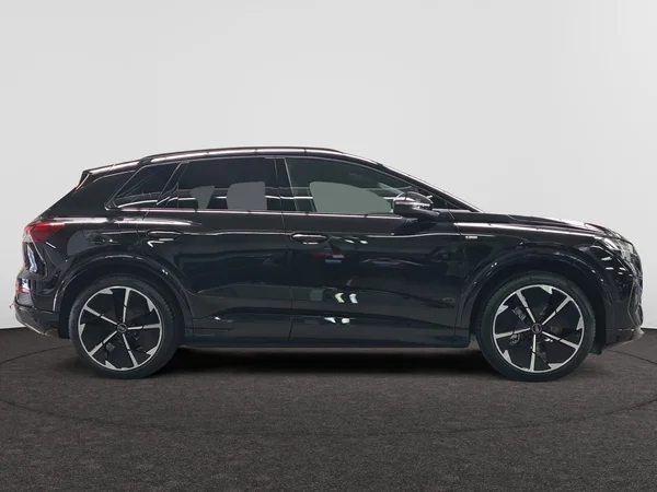 AUDI Q4 e-tron (2024) — foto 15 van 24