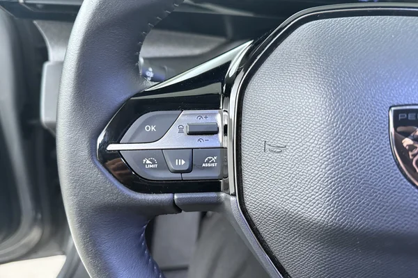 Peugeot 308 SW (2024) — foto 6 van 20