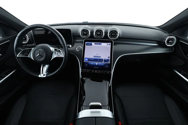 Mercedes-Benz C-Klasse (2024) — foto 3 van 16