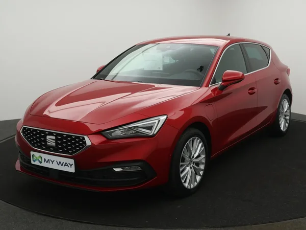 SEAT Leon (2020) — foto 1 van 23