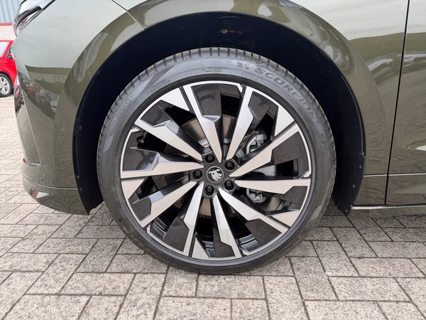 SKODA Enyaq (2026) — foto 14 van 22