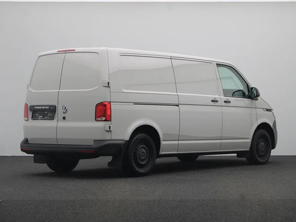 VOLKSWAGEN Transporter T6.1 1400 Fourgon Lwb Dsl (2024) — foto 9 van 16