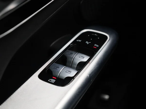 Mercedes-Benz GLC (2025) — foto 29 van 51