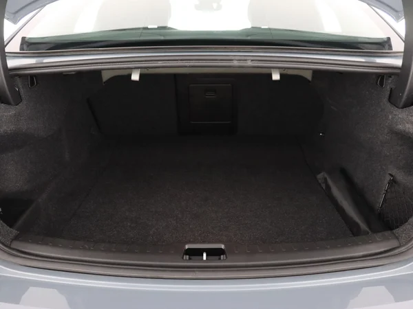 VOLVO S60 (2024) — foto 8 van 28