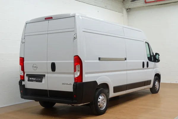 Opel Movano (2025) — foto 8 van 13