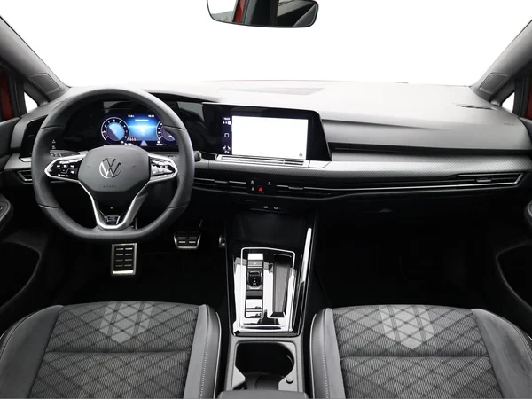 VOLKSWAGEN Golf VIII (2024) — foto 22 van 23