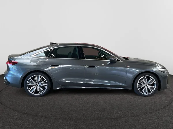 AUDI A5 (2025) — foto 21 van 24