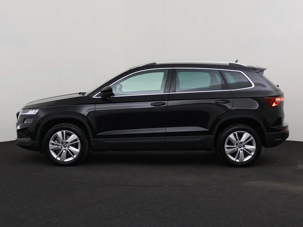 SKODA Karoq (2025) — foto 8 van 18