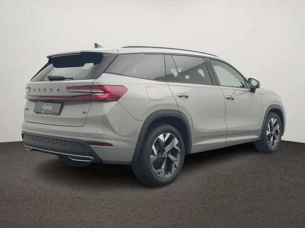 SKODA Kodiaq PHEV (2026) — foto 3 van 10