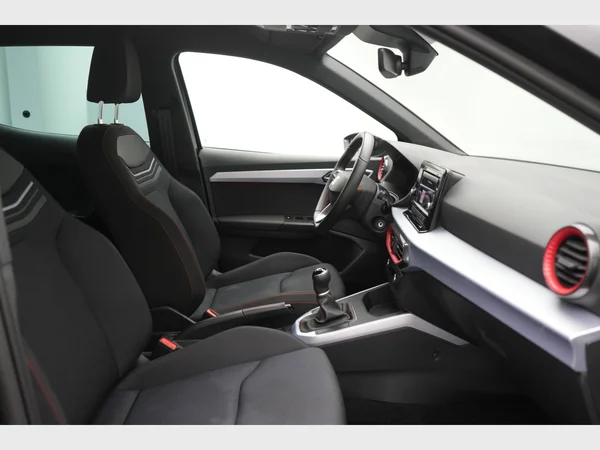 SEAT Arona (2025) — foto 6 van 24