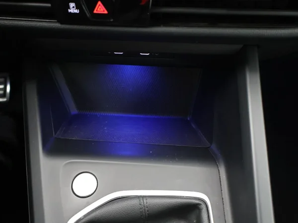 Volkswagen Golf (2021) — foto 8 van 28