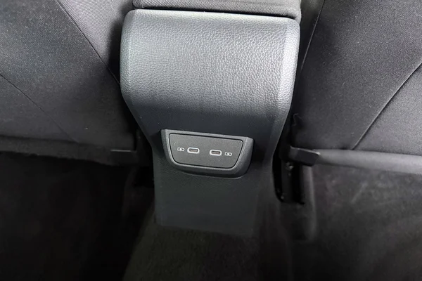 Volkswagen Taigo (2023) — foto 8 van 25