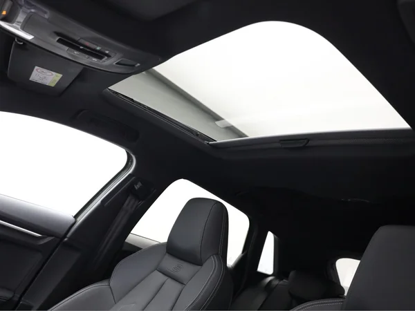 AUDI A3 Sportback (2025) — foto 15 van 22
