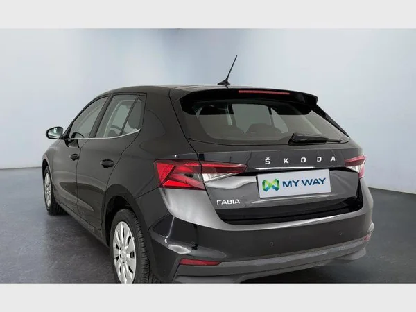 Skoda Fabia (2023) — foto 9 van 15