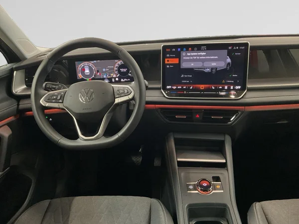 VOLKSWAGEN Tayron (2025) — foto 2 van 22