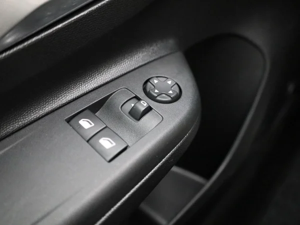 Opel Corsa (2023) — foto 14 van 36