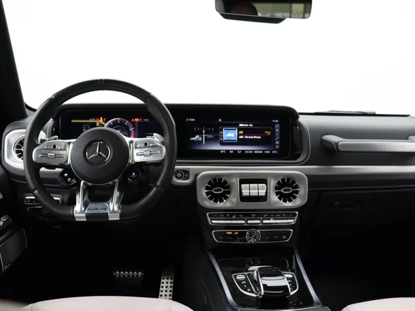 Mercedes-Benz G-Klasse (2023) — foto 17 van 30