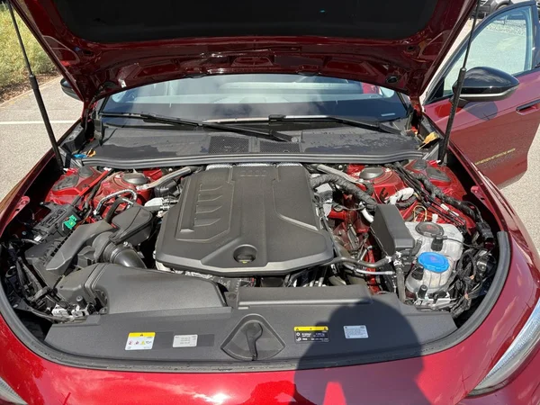 AUDI A5 e-hybrid (PHEV) (2026) — foto 14 van 23