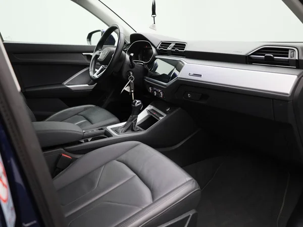 Audi Q3 (2022) — foto 29 van 38