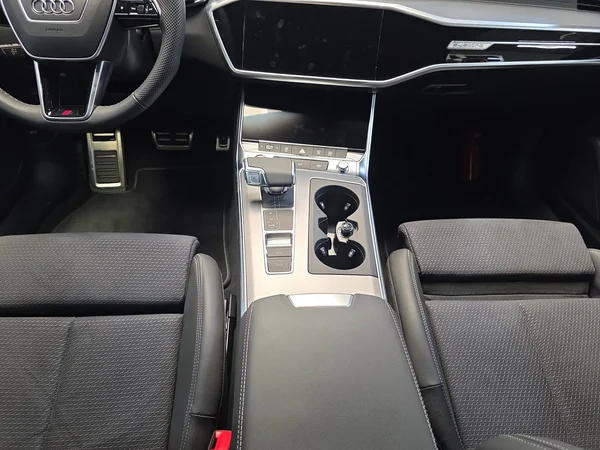 AUDI A6 Avant (2025) — foto 6 van 15