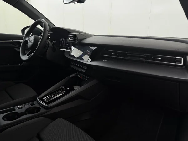 AUDI A3 Sportback (2025) — foto 10 van 18