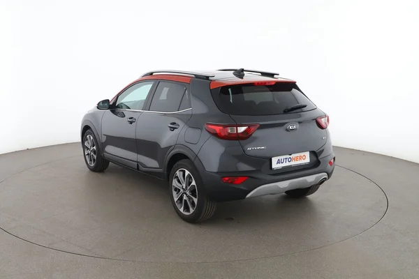 Kia Stonic (2020) — foto 10 van 16