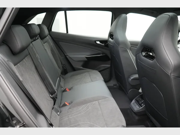 VOLKSWAGEN ID.4 (2025) — foto 21 van 31