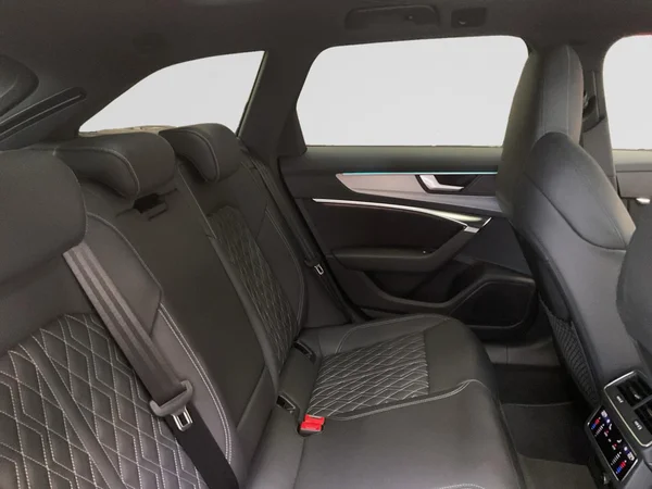 AUDI A6 Avant PHEV (2025) — foto 11 van 23