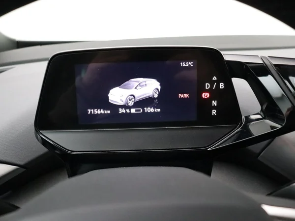 Volkswagen ID.4 (2023) — foto 7 van 31