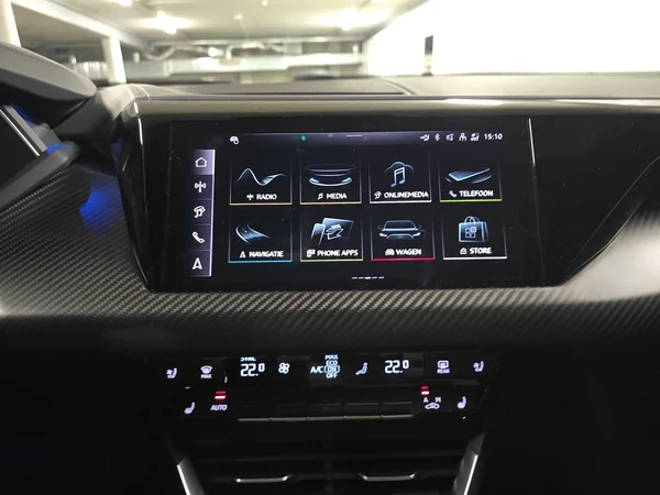 AUDI S e-tron GT (2025) — foto 19 van 23