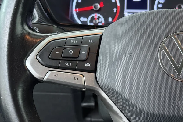 Volkswagen T-Cross (2022) — foto 5 van 21