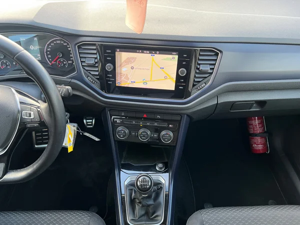 VOLKSWAGEN T-Roc (2021) — foto 20 van 20